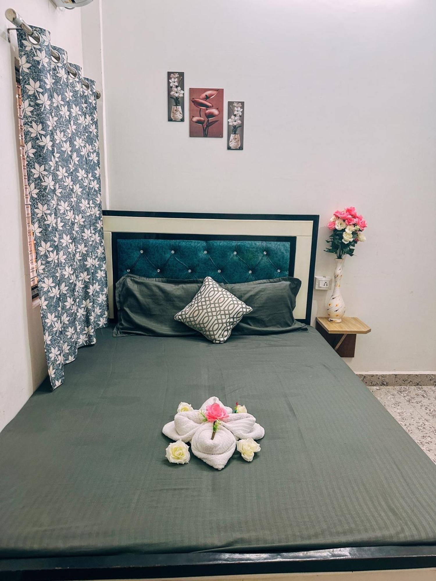 Shree K.B Guest House Варанаси Экстерьер фото