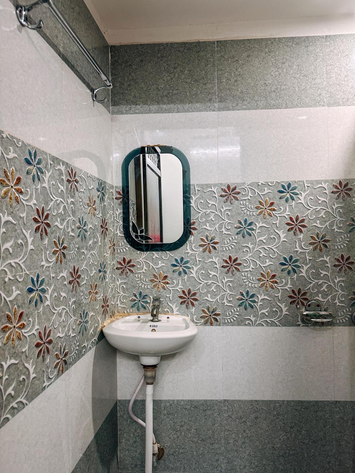 Shree K.B Guest House Варанаси Экстерьер фото