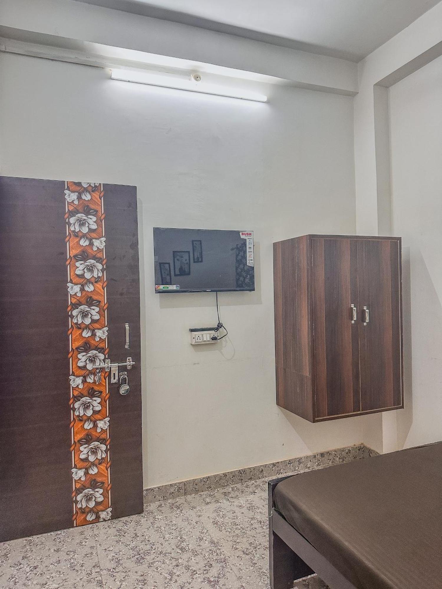 Shree K.B Guest House Варанаси Экстерьер фото