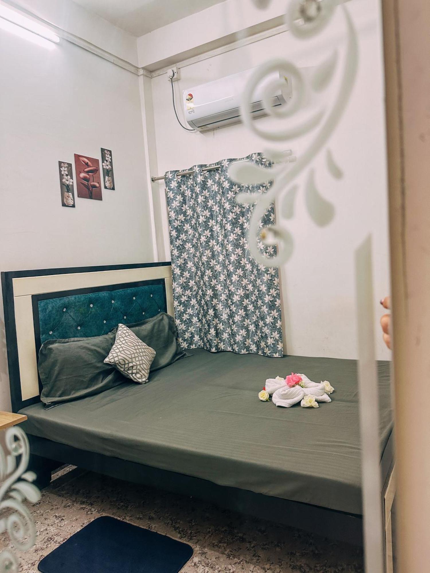 Shree K.B Guest House Варанаси Экстерьер фото