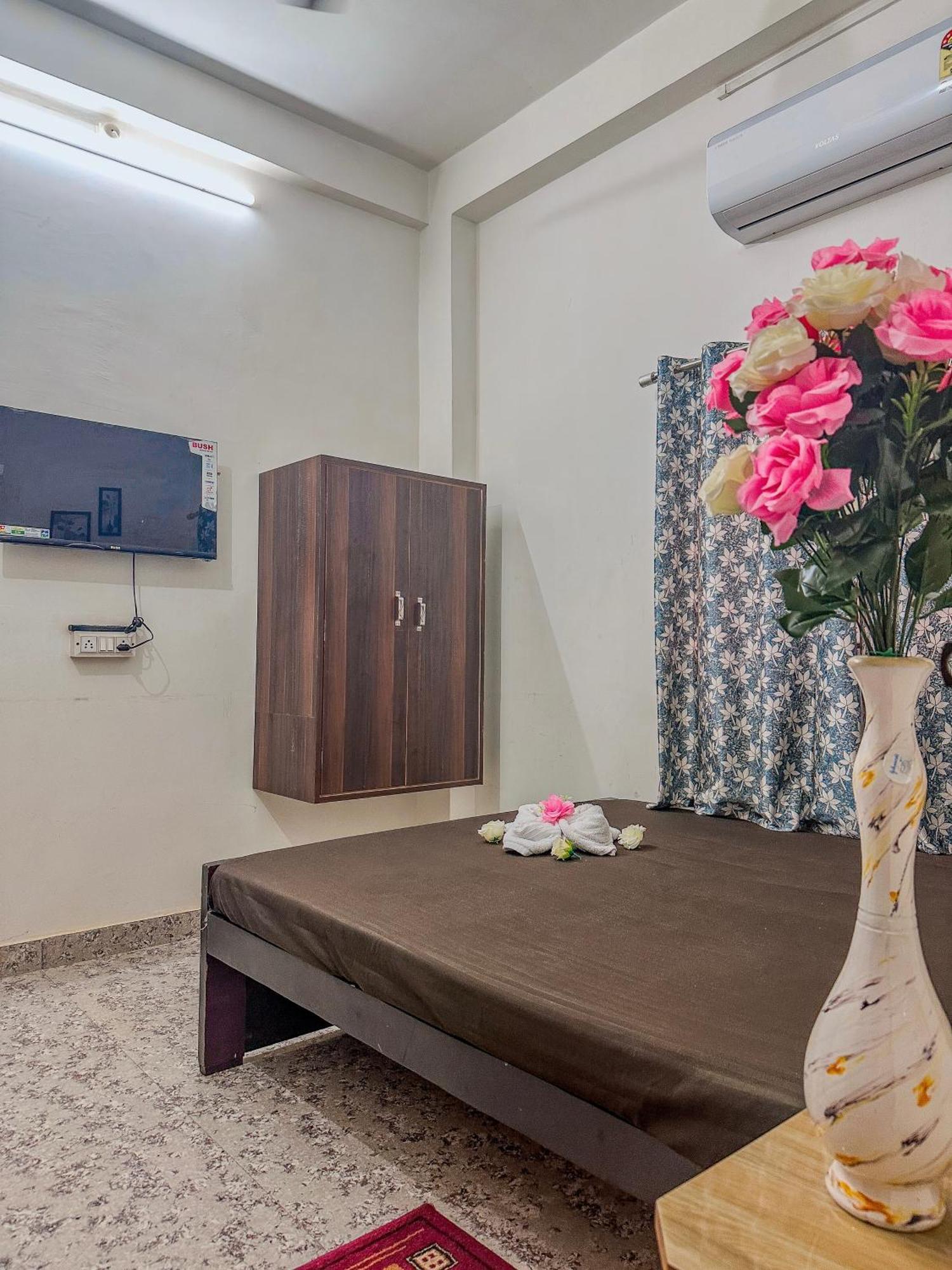 Shree K.B Guest House Варанаси Экстерьер фото