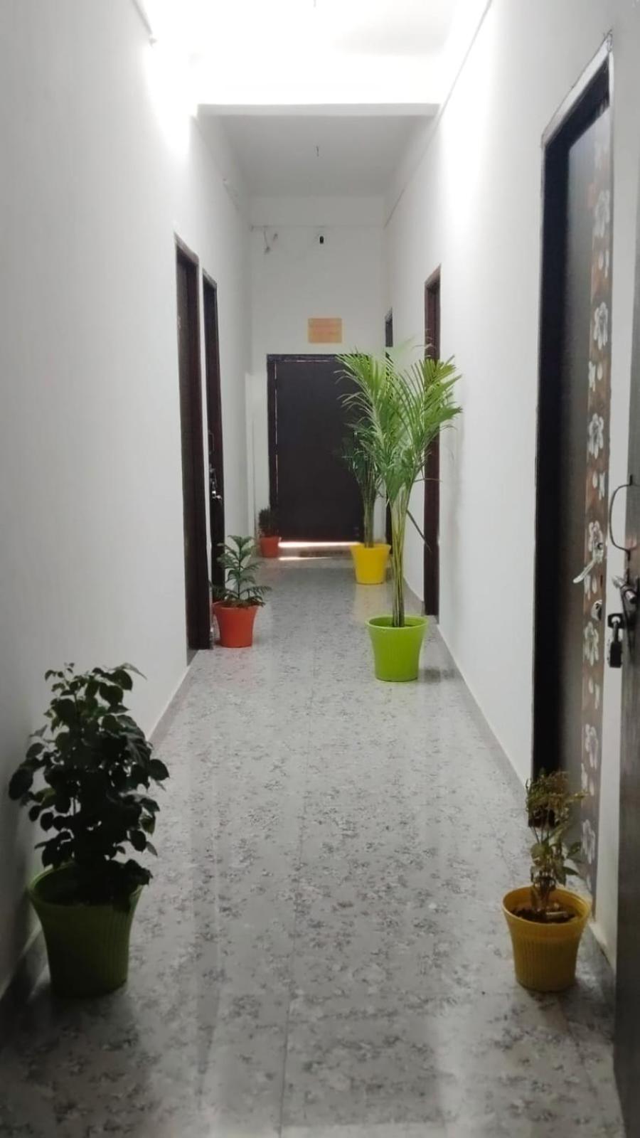 Shree K.B Guest House Варанаси Экстерьер фото