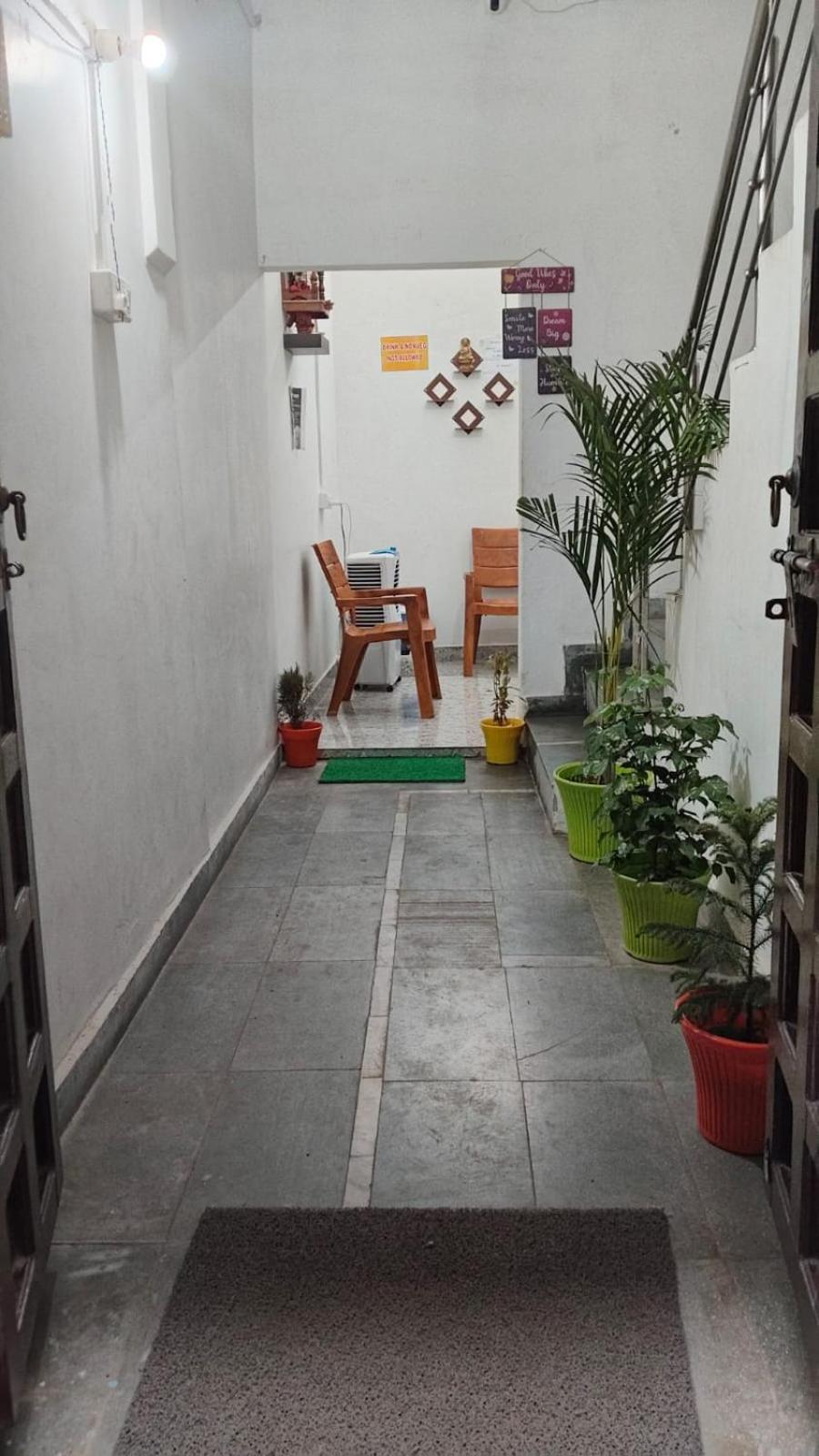 Shree K.B Guest House Варанаси Экстерьер фото