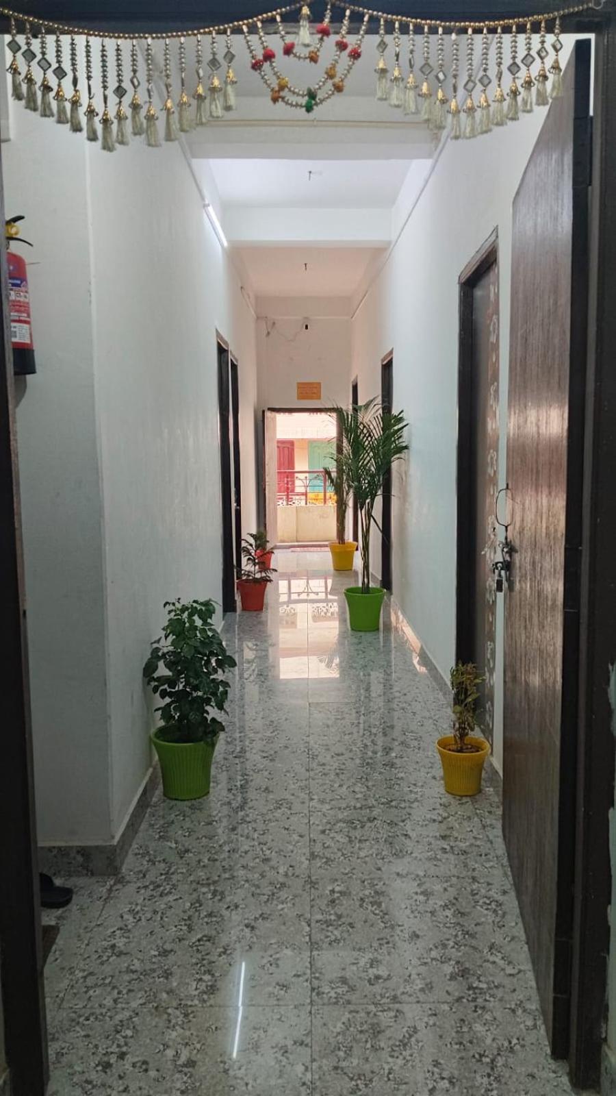 Shree K.B Guest House Варанаси Экстерьер фото